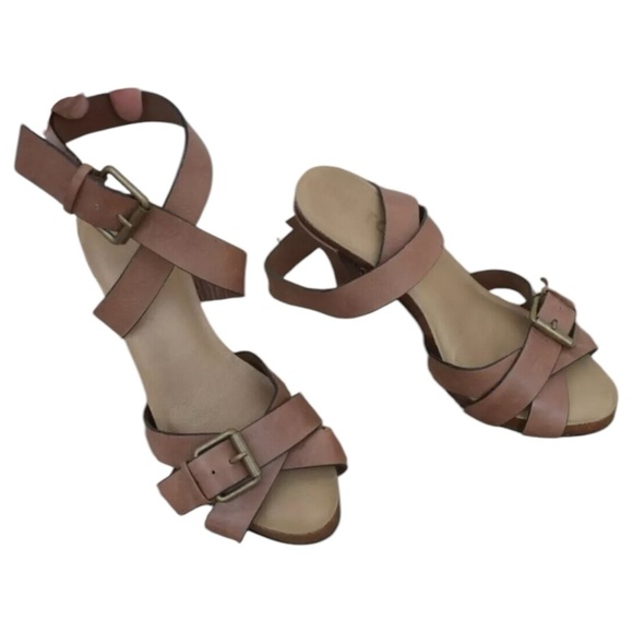 ME TOO Women's Tan Sandals Leather Straps Summer Chunky Heel Pump Up size 10 - Picture 2 of 7